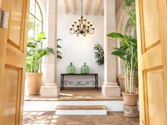 Breathtaking Casa Blanca